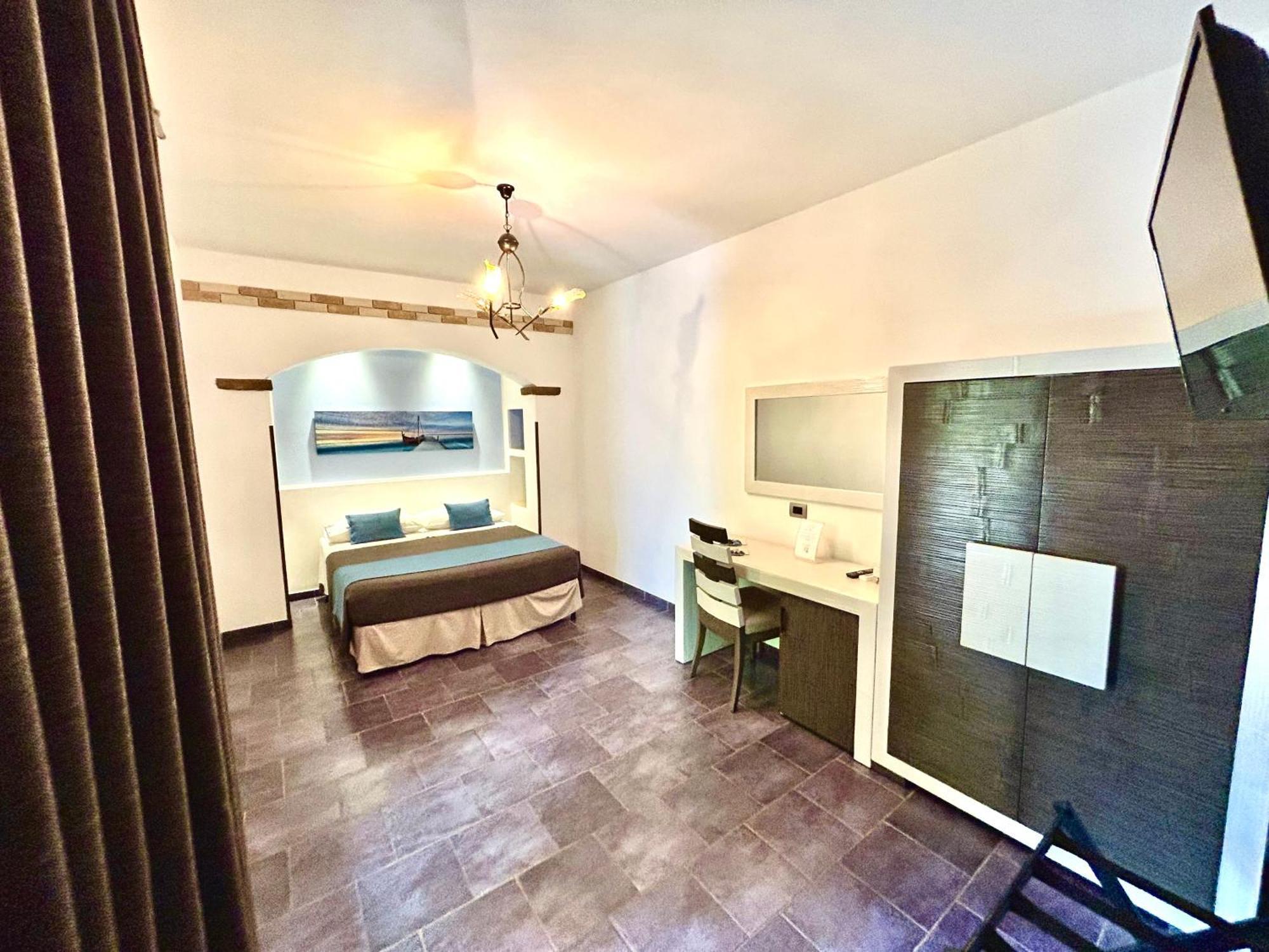 B&B L'Angolino Della Nonna Castelluzzo Bagian luar foto