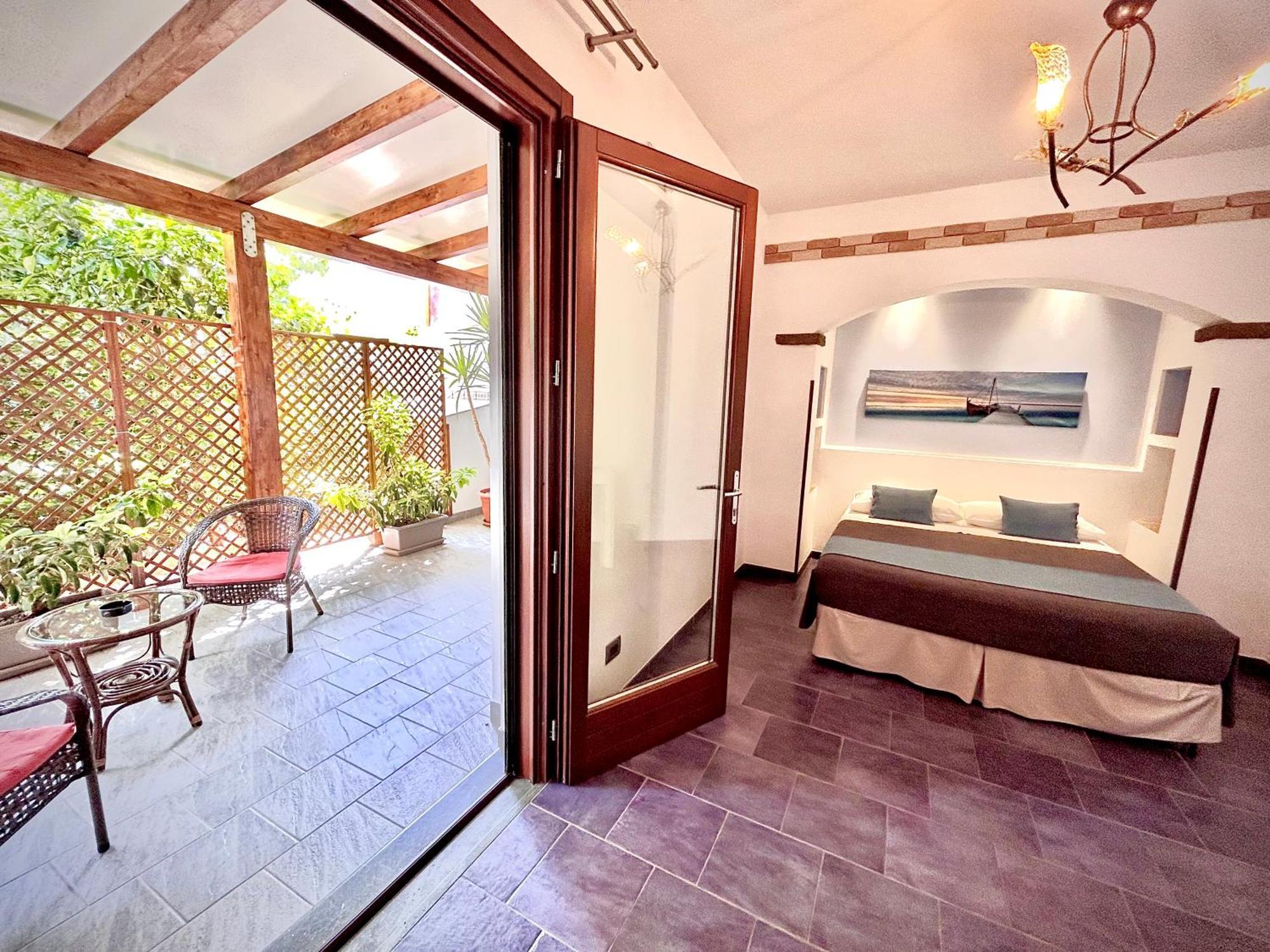 B&B L'Angolino Della Nonna Castelluzzo Bagian luar foto
