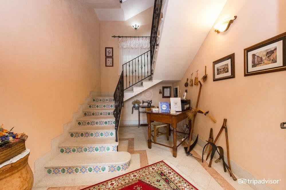 B&B L'Angolino Della Nonna Castelluzzo Bagian luar foto